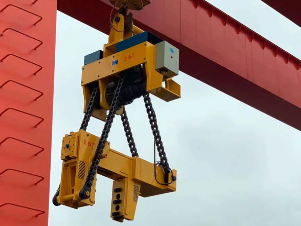 Crane Lifting Tongs image 6